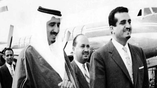صور نادرة للملك فهد في "كتاب" Def8bfc2-685e-4505-8d02-3d58da03ffe6_16x9_600x338