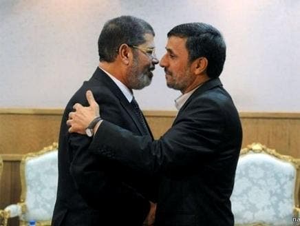محمود أحمدي نجاد ومحمد مرسي
