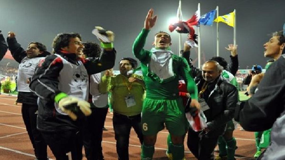 لاعبو المنتخب العراقي يحتفلون بالتأهل للنهائي الخليجي
