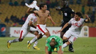 Tunisia’s Youssef Msakni (C) celebrates with team mates after scoring against Algeria during their African Nations Cup (AFCON 2013) Group D soccer match in Rustenburg, January 22, 2013. (Reuters)
