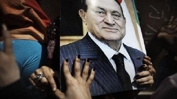 Egypts Mubarak questioned over gifts judicial source
