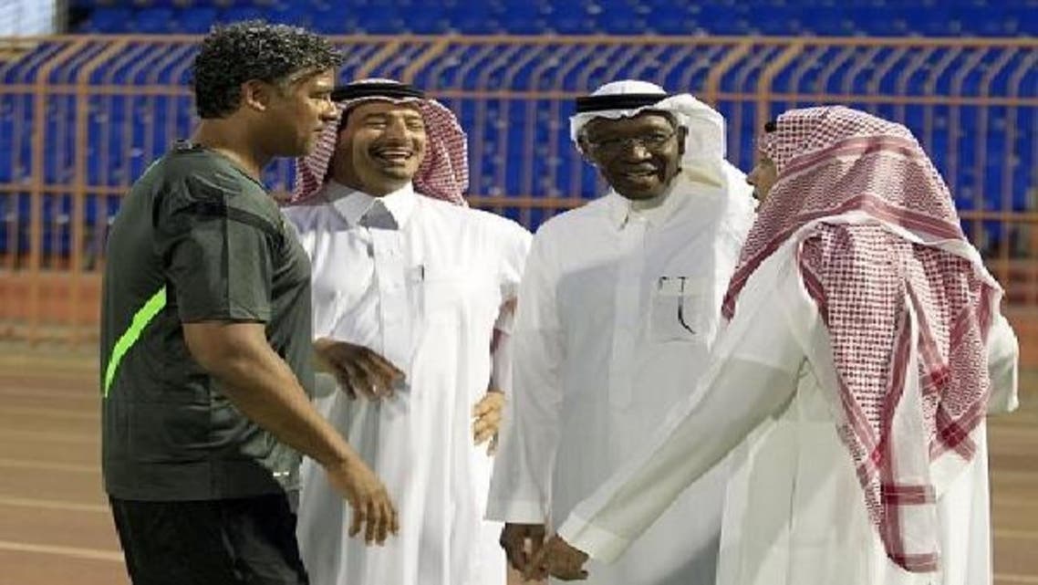 عيد في حديث مع إدارة المنتخب السعودي وريكارد
