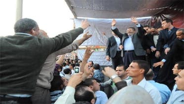 صدر مرسی اختیارات میں اضافے کے بعد حامیوں سے خطاب کر رہے ہیں: فائل فوٹو