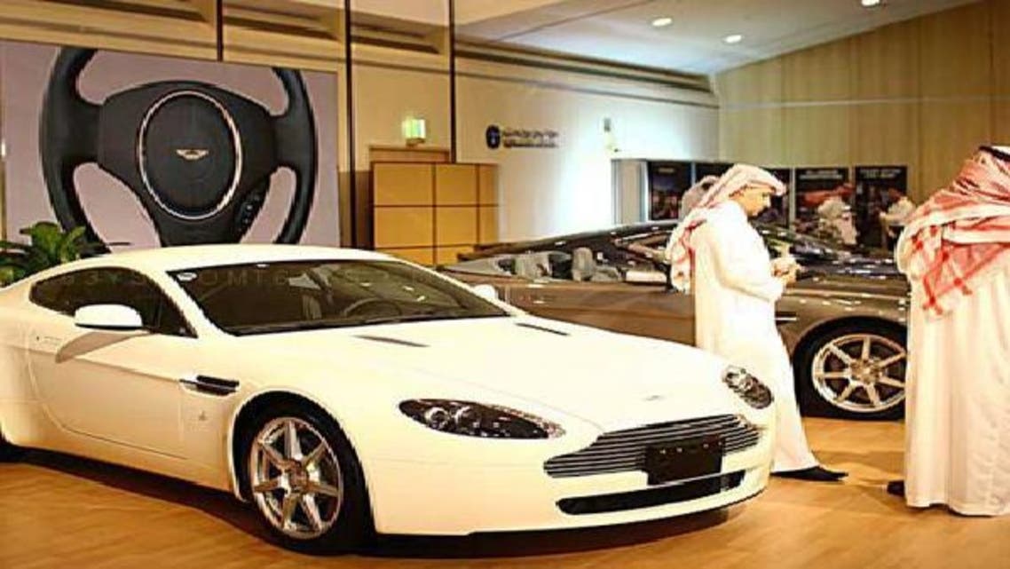 شركتان تتقدمان لشراء حصة في «استون مارتن»