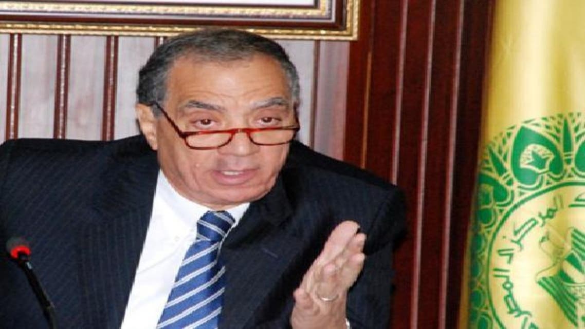 الدكتور فاروق العقدة محافظ البنك المركزي المصري