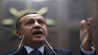 Turkey approves court reform, Kurds remain critical