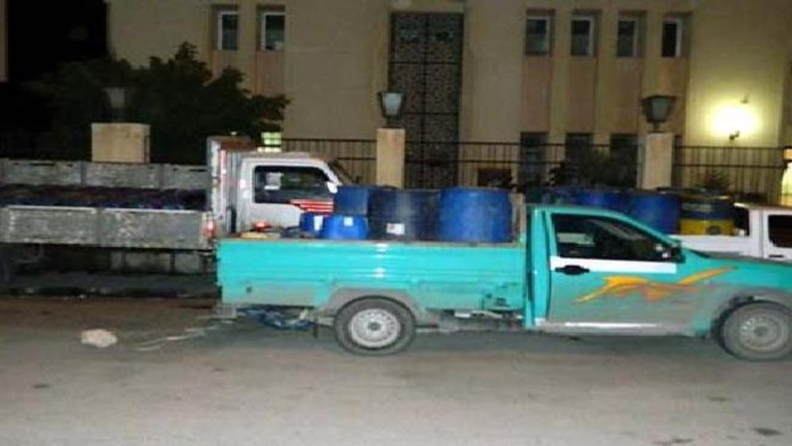 سيارات محملة بالوقود لتهريبها إلى قطاع غزة