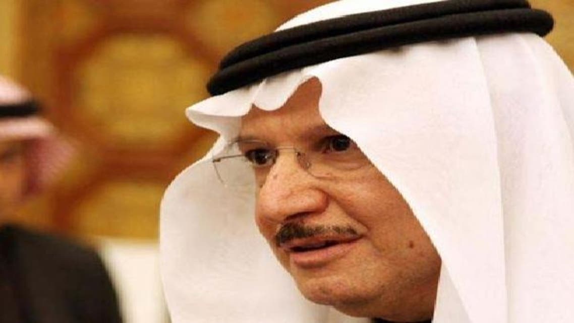وزير الشؤون الاجتماعية يوسف العثيمين