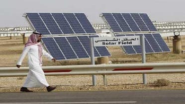 خصصت السعودية نحو 100 مليار دولار للاستثمار في مصادر الطاقة المتجددة
