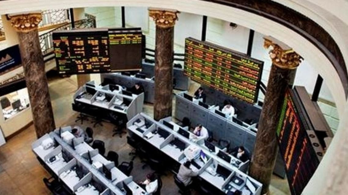 بورصة مصر تتراجع في ظل الاجواء المشحونة