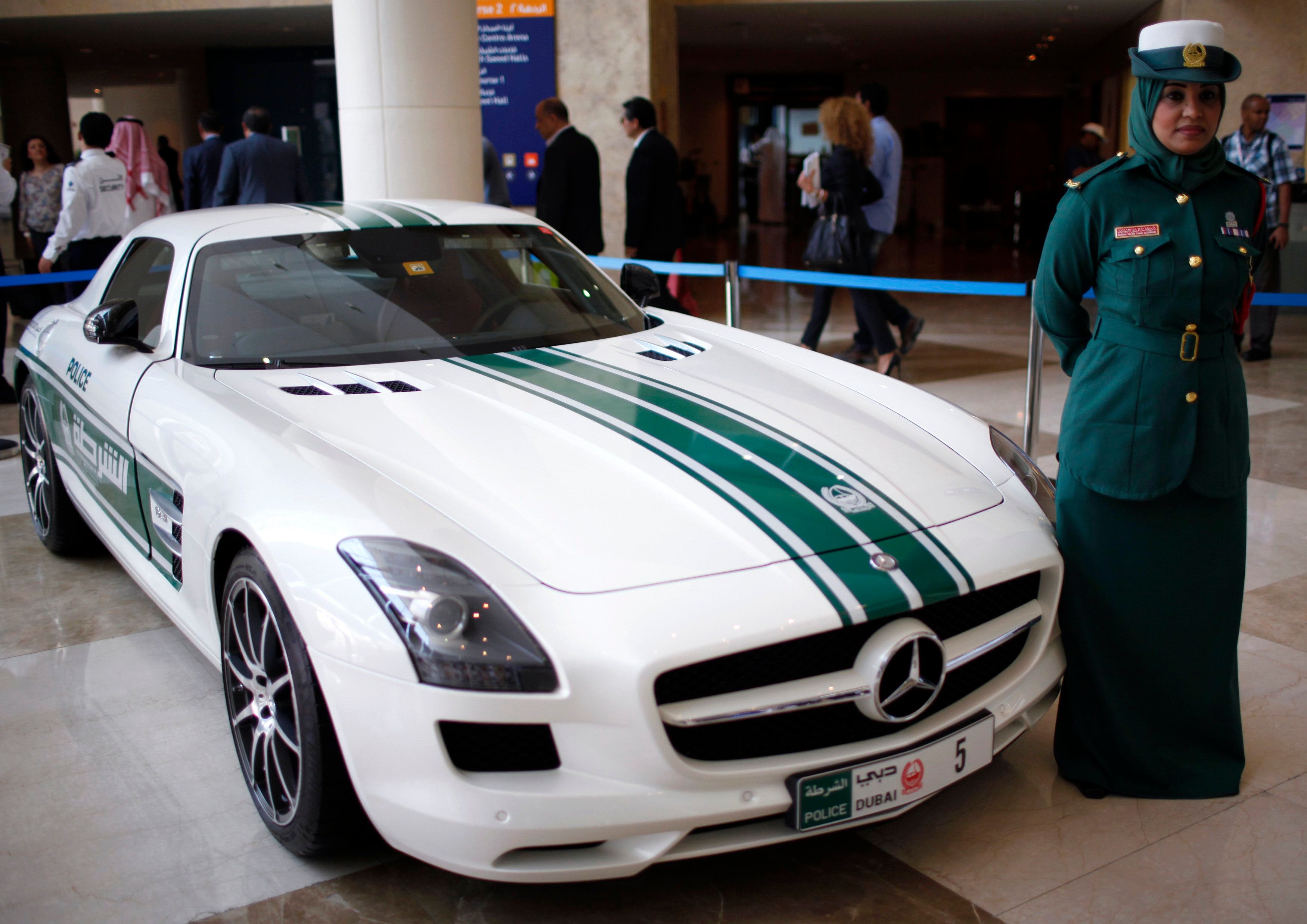 Dubai Police add â€˜superbikeâ€™ to luxury car fleet | Al Arabiya English