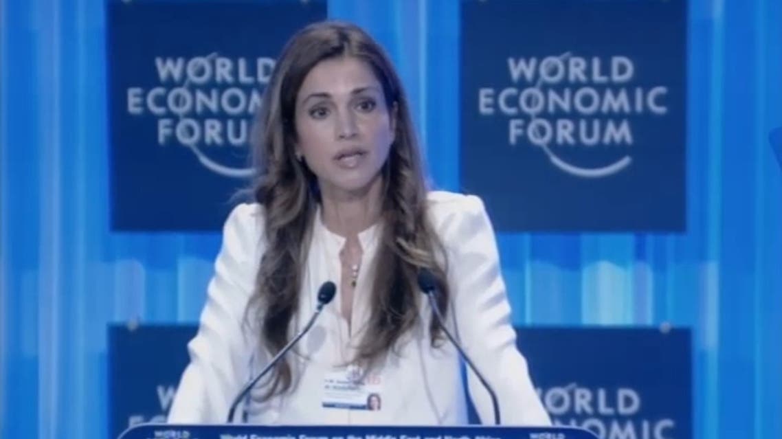 Queen Rania speaking at the World Economic Forum on the Middle East and North Africa in Jordan. (Image courtesy: WEF)
