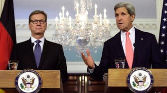 Kerry urges Russia not to provide Assad advanced missiles 