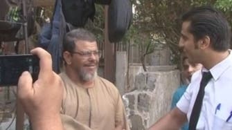 Video: Egyptians flock to Mursi look-alike
