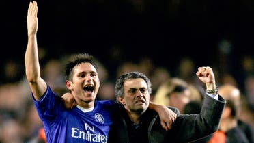 Chelsea's manager Jose Mourinho (R) is seen celebrating with Frank Lampard as the final whistle is blown following his team's victory during their Champions League first knock-out round, second leg match against Barcelona at Stamford Bridge in London in this March 8, 2005 (REUTERS)
