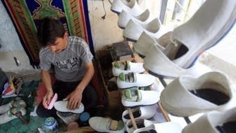 Traditional footwear thrives in Iraqi Kurdish town 
