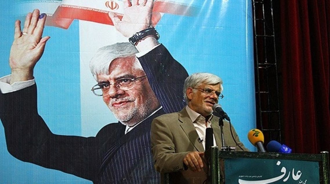 Reformist candidate Mohammad Reza Aref addresses a group of his supporters in the southeastern city of Kerman on June 10, 2013. (Photo courtesy: Press TV)