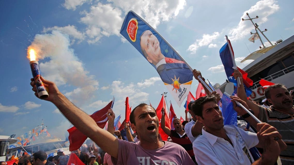 erdogan supporters REUTERS