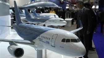 Boeing says Oman Air orders five 737-900ER jets