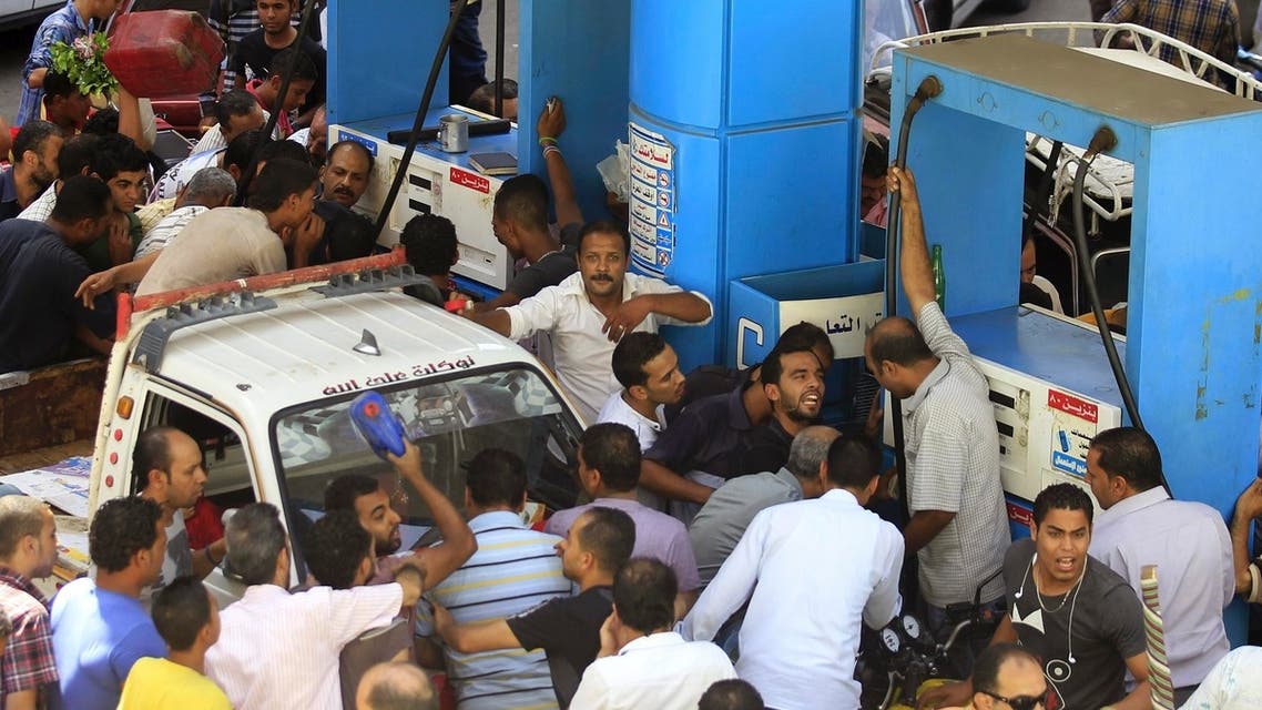 أزمة بنزين في القاهرة
