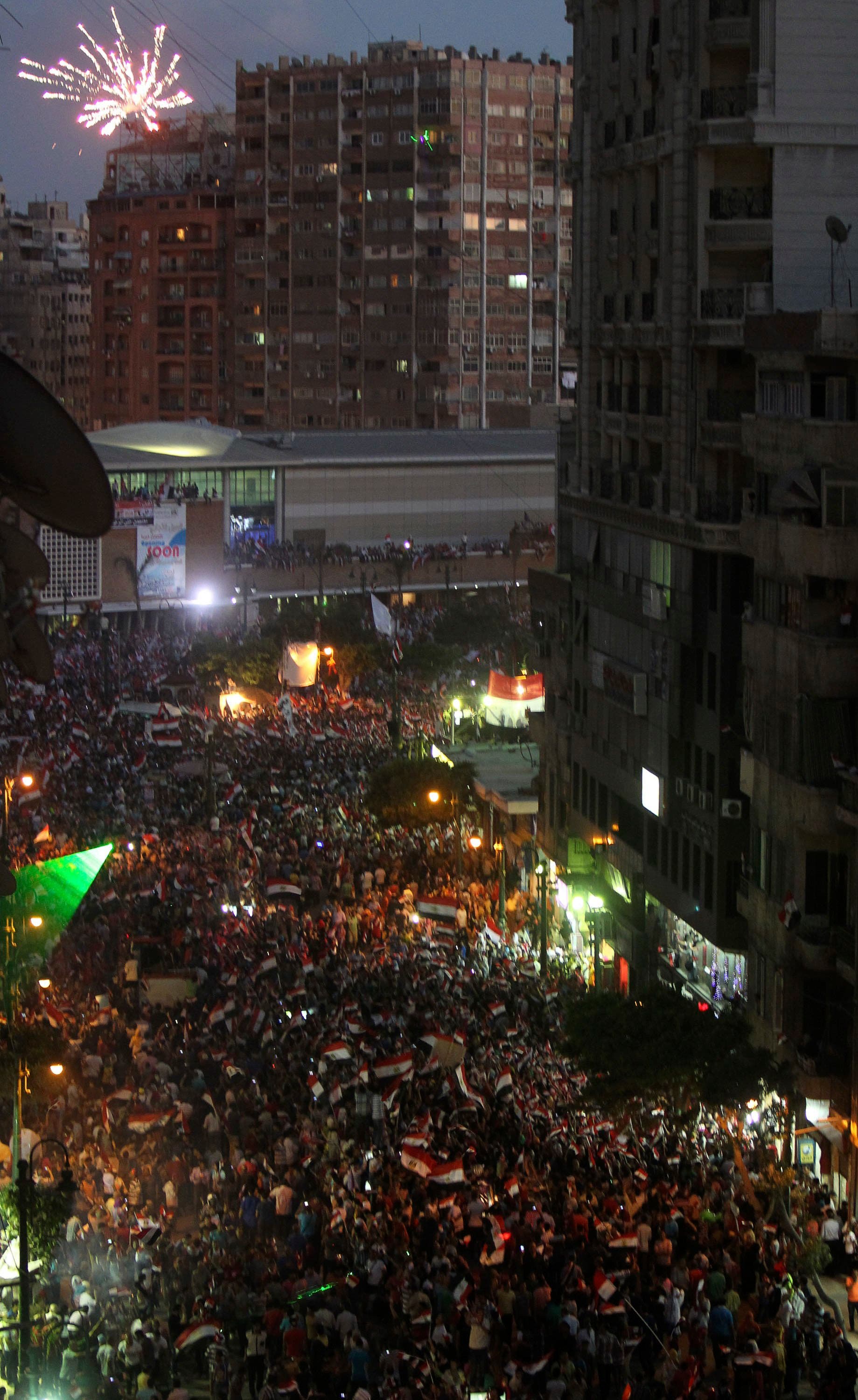  Anti-Mursi protesters gather for a second day in Alexandria July 1, 2013. (Reuters)