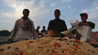 Afghans bemoan food price hikes during Ramadan