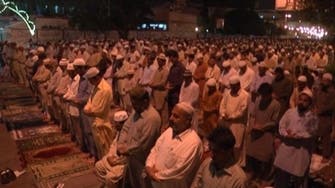 Pakistanis pack mosques as Ramadan begins amid heightened security
