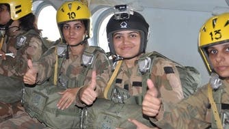First Pakistan women paratroopers make history