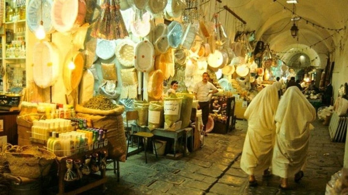 مدينة تونس العتيقة تستعيد وهجها في ليالي رمضان