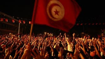 معارضة تونس تتمسك بالاستمرار في الاعتصام وحل الحكومة