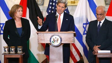 U.S. Secretary of State John Kerry announces further peace talks at a news conference with Israel's Justice Minister Tzipi Livni (L) and Chief Palestinian negotiator Saeb Erekat (R) at the State Department in Washington July 30, 2013. (Reuters)
