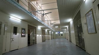 Senior Iraq police officers jailed over prison breaks
