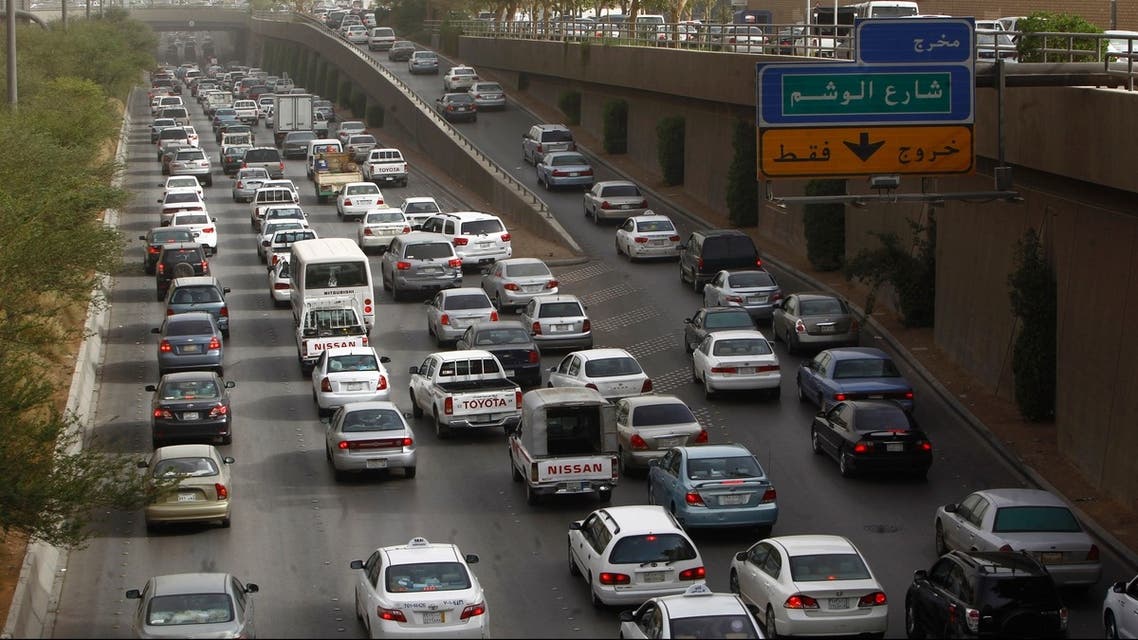 Bumper to bumper: Saudi car imports jumped by 33 percent last year. (File photo: Reuters)