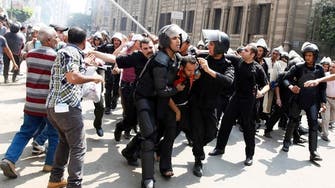 مصر: الإخوان استعانوا ببلطجية لقتل الضباط والمواطنين
