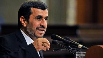 أحمدي نجاد: تعرضت لضغوط وأنا بالحكم.. وما فائدة الأسلحة؟