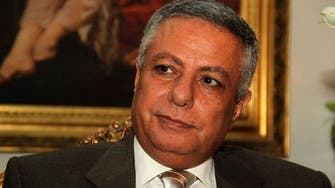 وزير التربية والتعليم المصري يحيي زوجته على الهواء