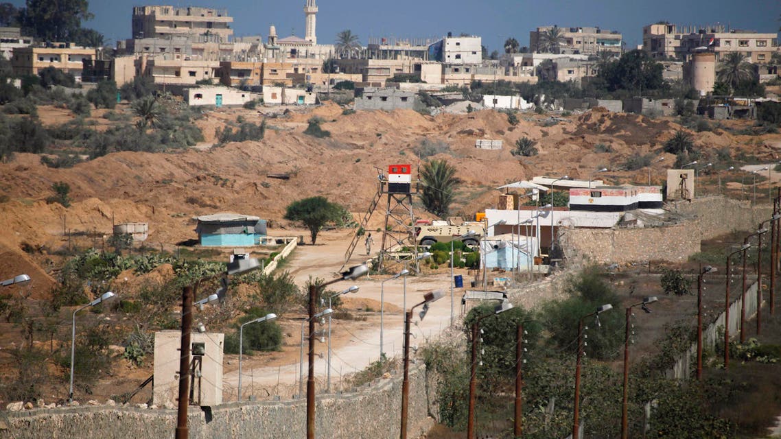 sinai file photo retuesr