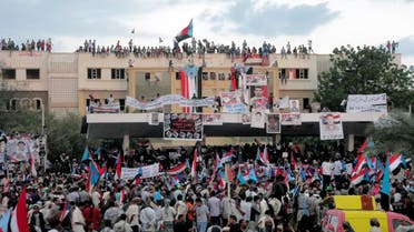 Supporters of Yemen's separatist Southern Movement attend a rally in the southern port city of Aden January 27, 2013. 