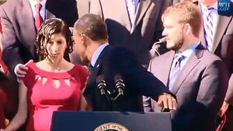 ‘Gotcha!’ Obama catches fainting pregnant woman during speech