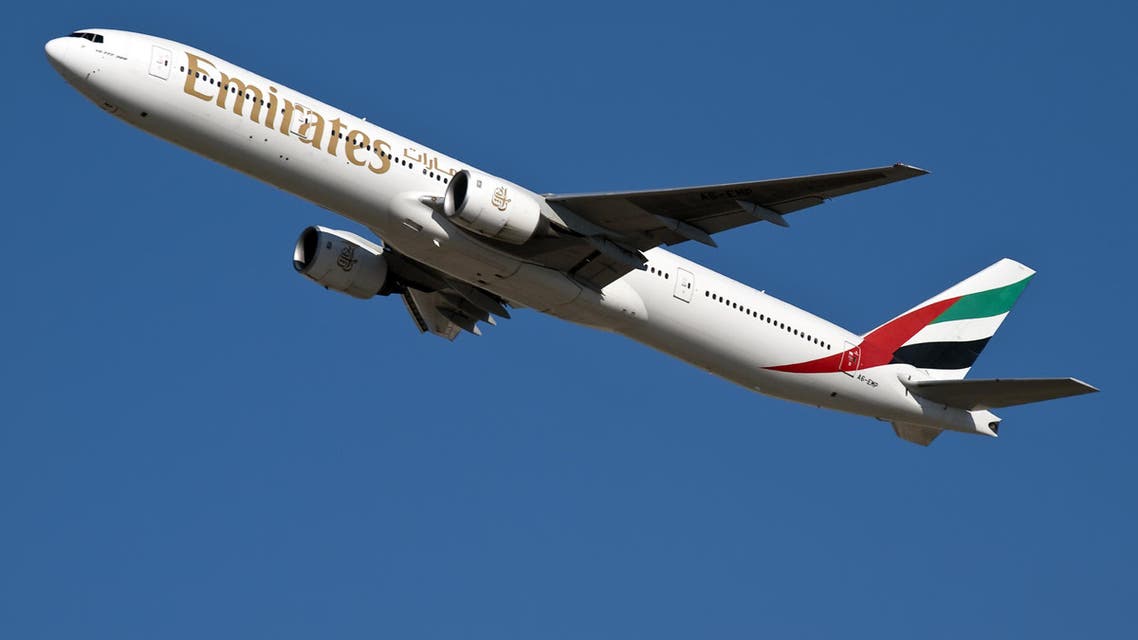 emirates airlines shutterstock