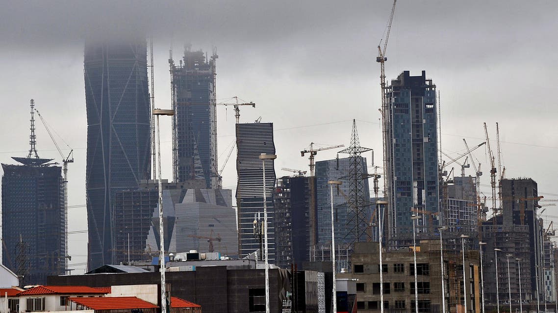 Heavy rain floods Riyadh