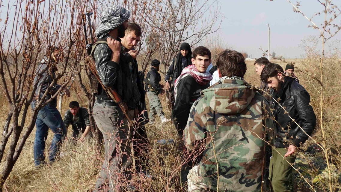 Rebels struggle to break blockade by Assad forces
