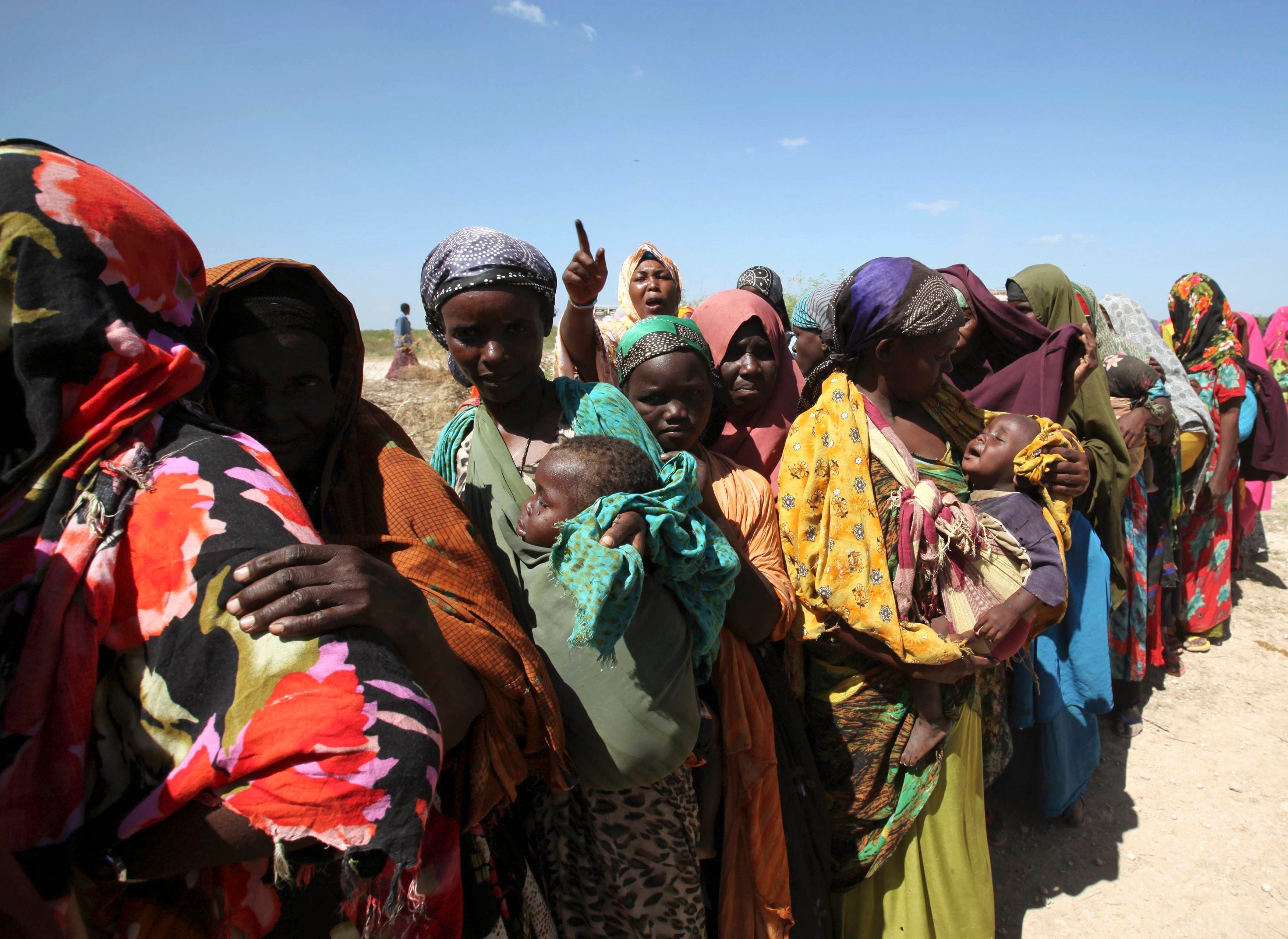 Flood washes away food for Somalis - Al Arabiya English