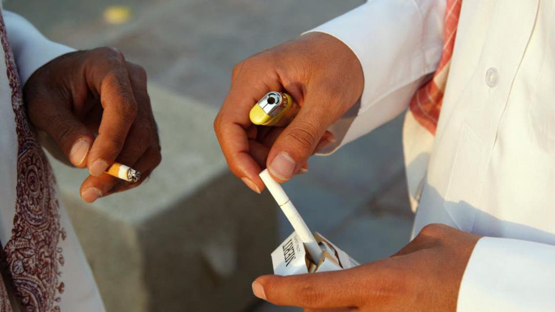 تدخين جامعة السعودية مدخنيين سعوديين