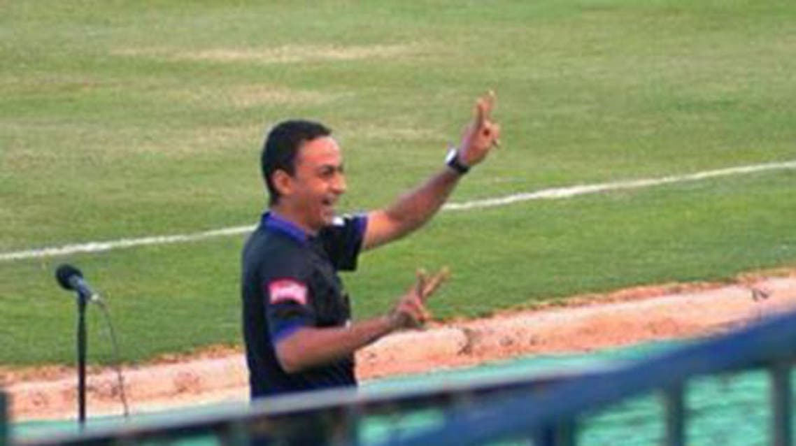 referee