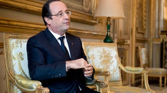 Blast outside French Church in Rome as Hollande visits 
