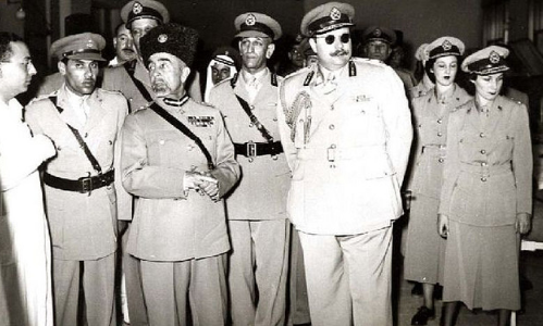 Farouk wtih King Abdullah I of Jordan visiting Helmia Military Hospital (Photo courtesy of Magda Malek egyptianroyalty.net)
