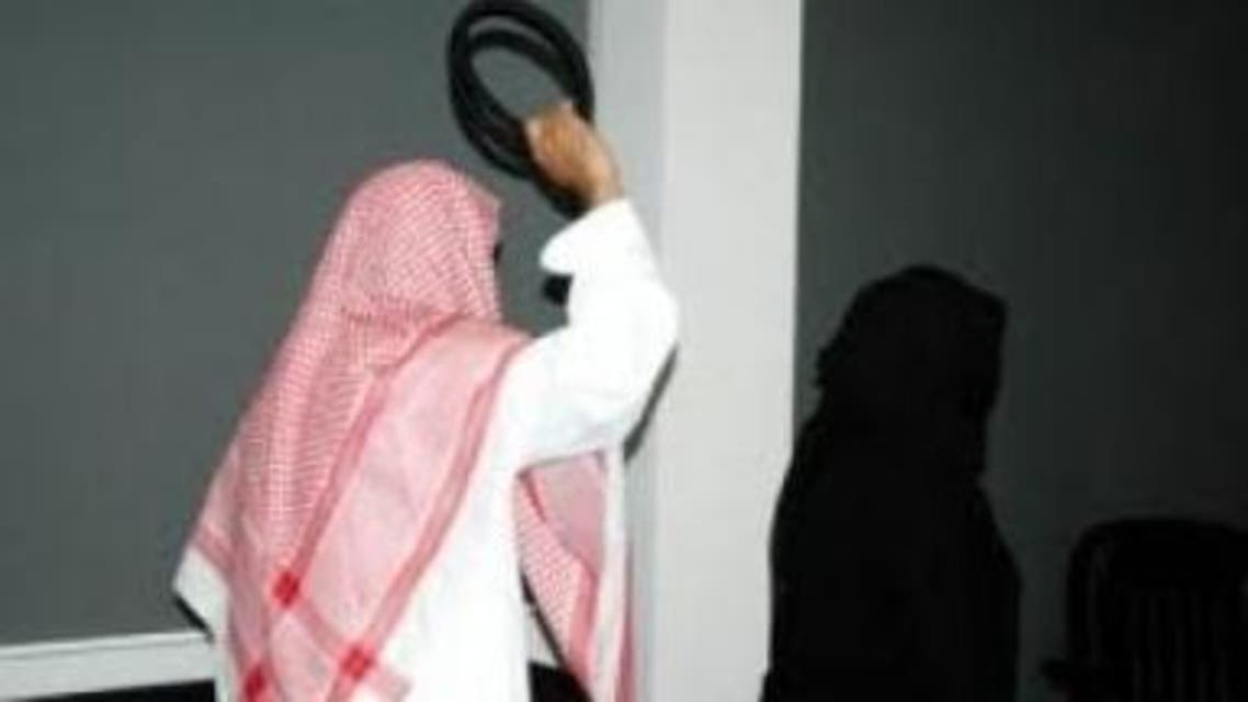 نسش
