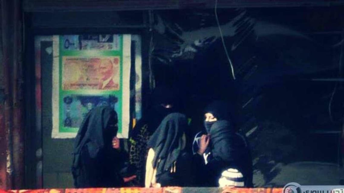 ظهور أول كتيبة نسائية داعشية في الرق