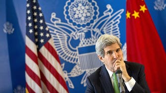 Kerry presses China to ease Internet controls